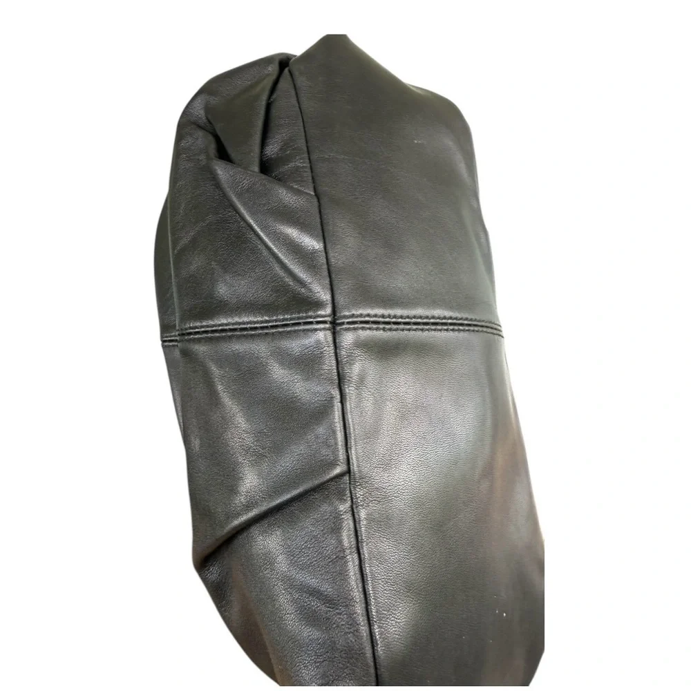 Vintage Coach Brooke #14820 Soft Leather Hobo Medium Purse Black & Silver